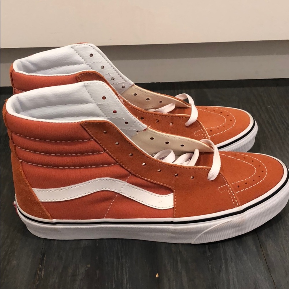 NEW NEVER WORN HIGB TOP DARK ORANGE UNISEX VANS